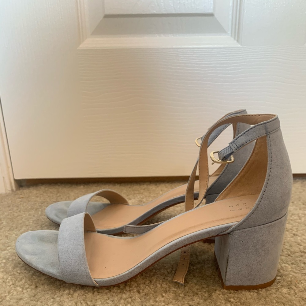 9 1/2 Blue Block Heel